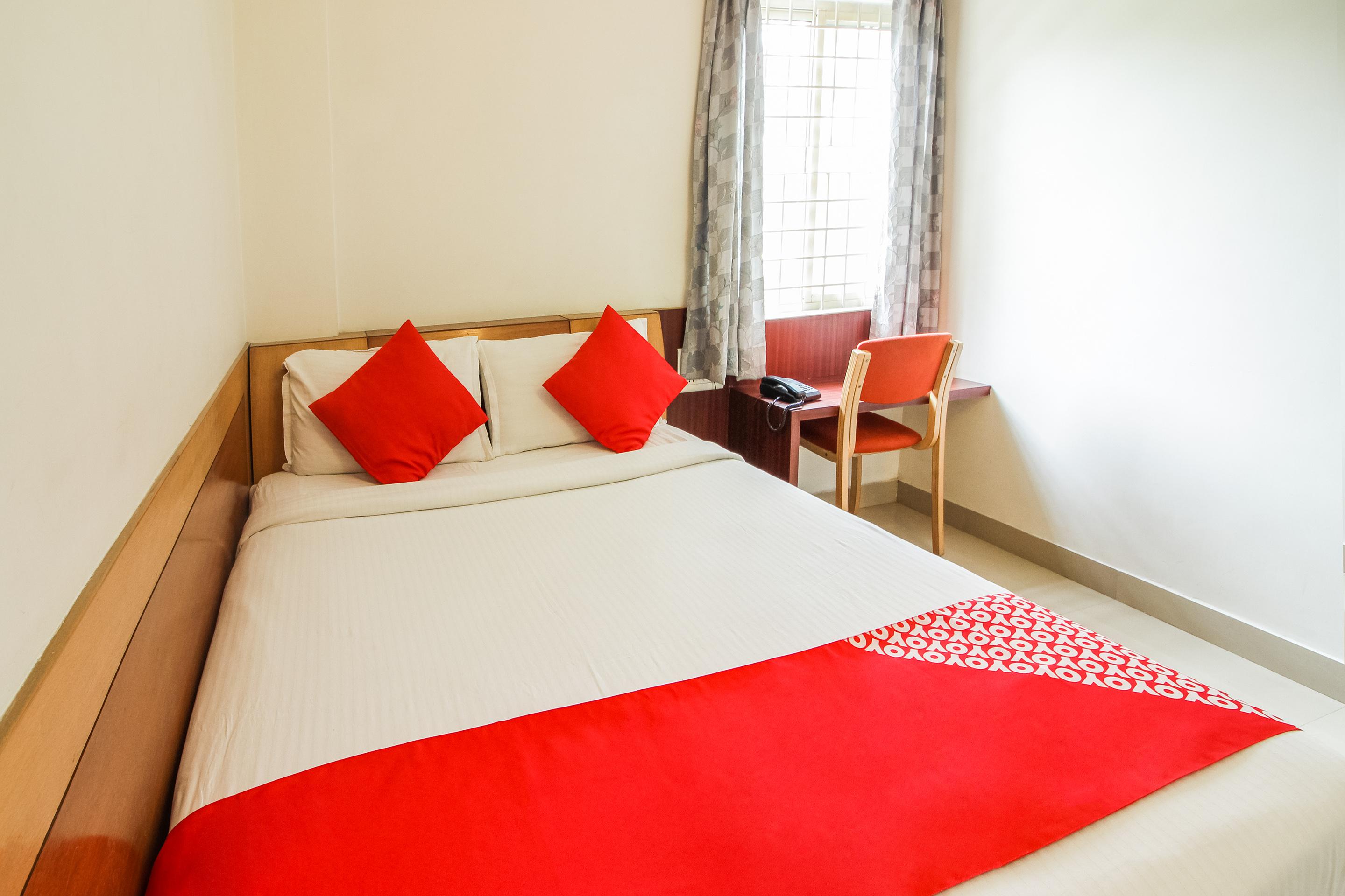 Hotel White Parrot Mysore Exterior photo